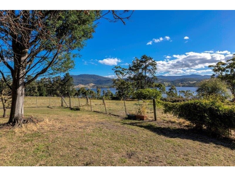896 Cygnet Coast Road, Wattle Grove TAS 7109