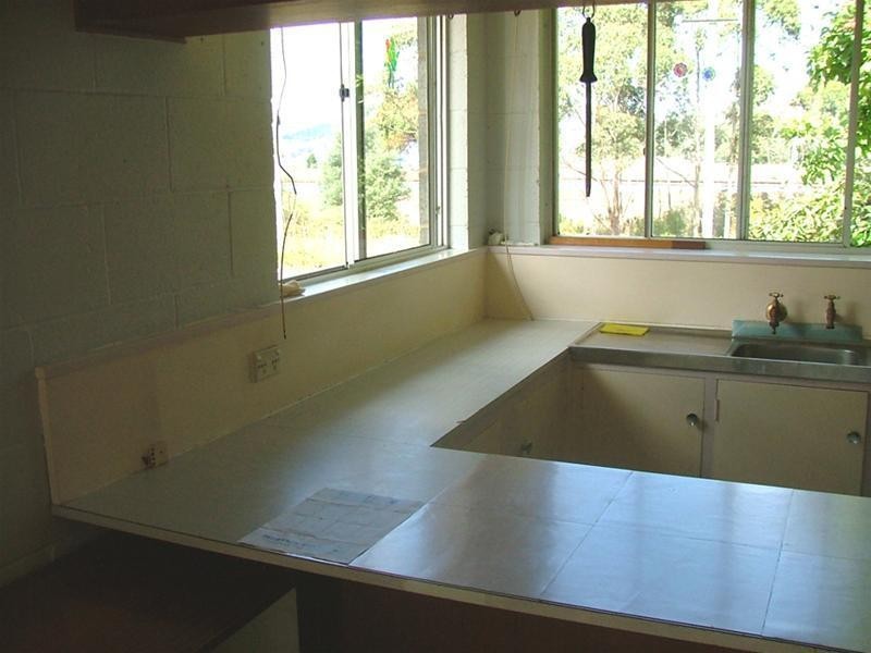 2/5 Sorell Street, Port Huon TAS 7116