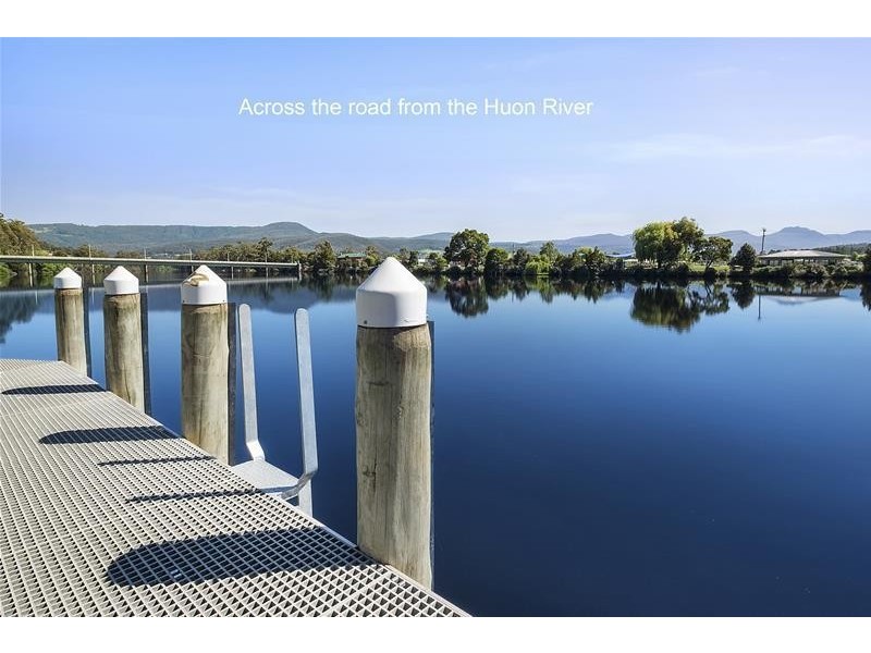 28 Coolstore Road, Huonville TAS 7109