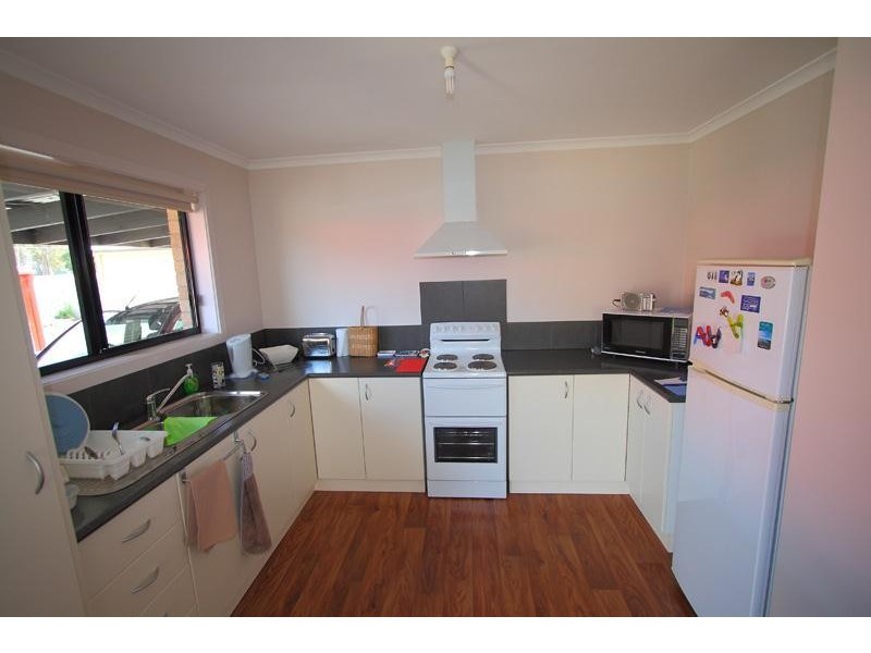 4/105 Main Street, Huonville TAS 7109