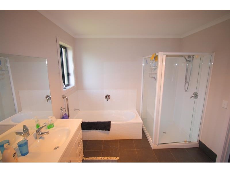 4/105 Main Street, Huonville TAS 7109