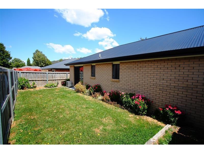 4/105 Main Street, Huonville TAS 7109