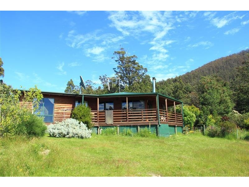 410 Cloverside Road, Lucaston TAS 7109