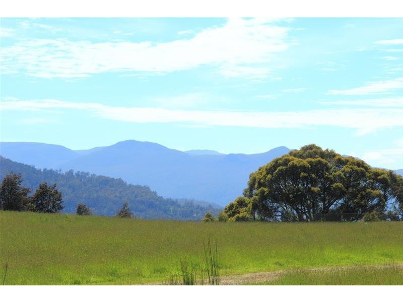 410 Cloverside Road, Lucaston TAS 7109