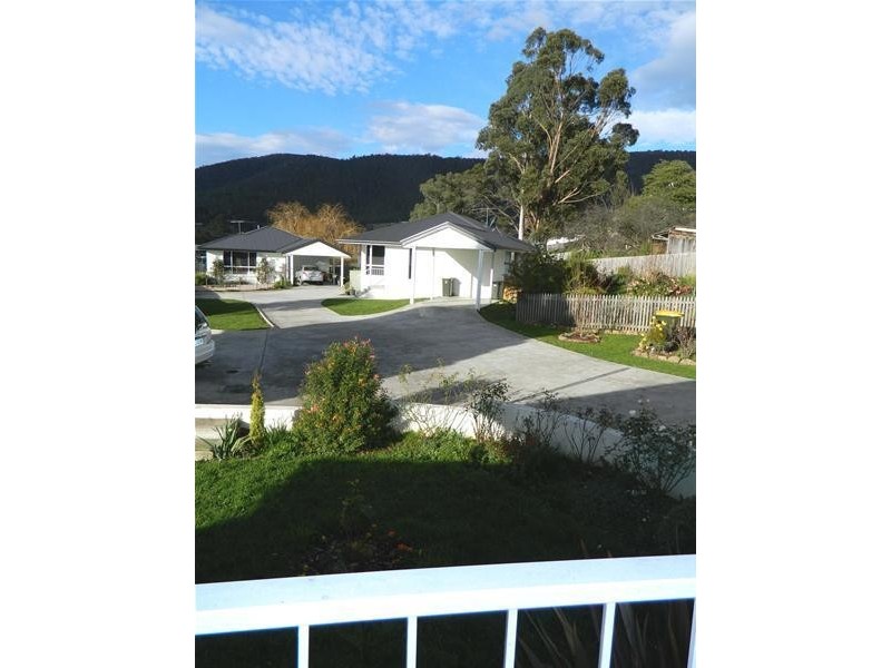 2/2709 Huon Highway, Huonville TAS 7109