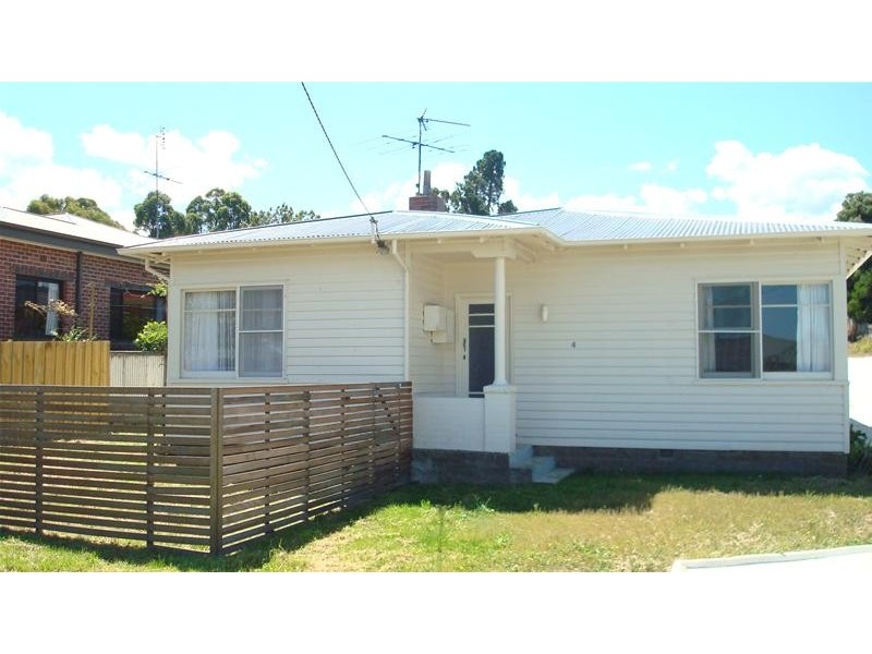 1/4 Walton Street, Huonville TAS 7109