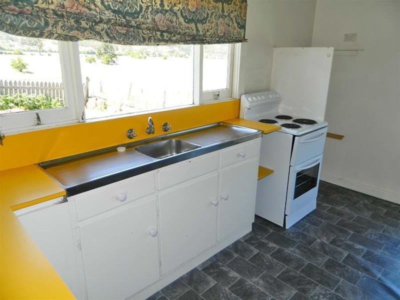 136 Main Street, Huonville TAS 7109