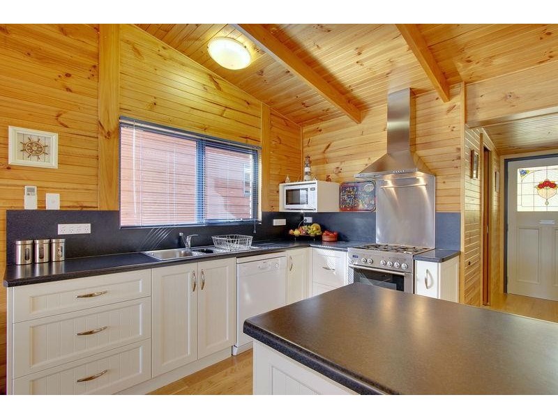 3 Sandrock Loop, Abels Bay TAS 7112