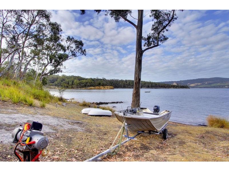 3 Sandrock Loop, Abels Bay TAS 7112