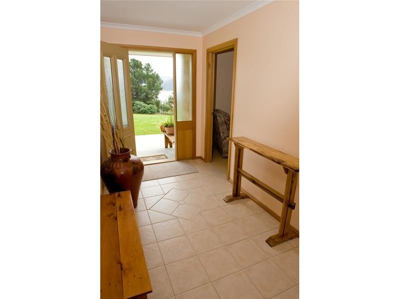 37 Dillons Hill Road, Glaziers Bay TAS 7109