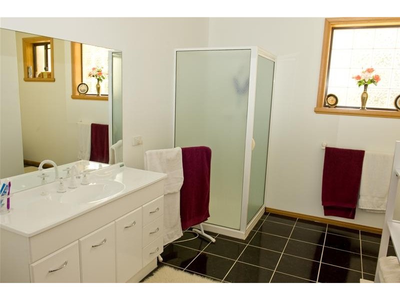 37 Dillons Hill Road, Glaziers Bay TAS 7109