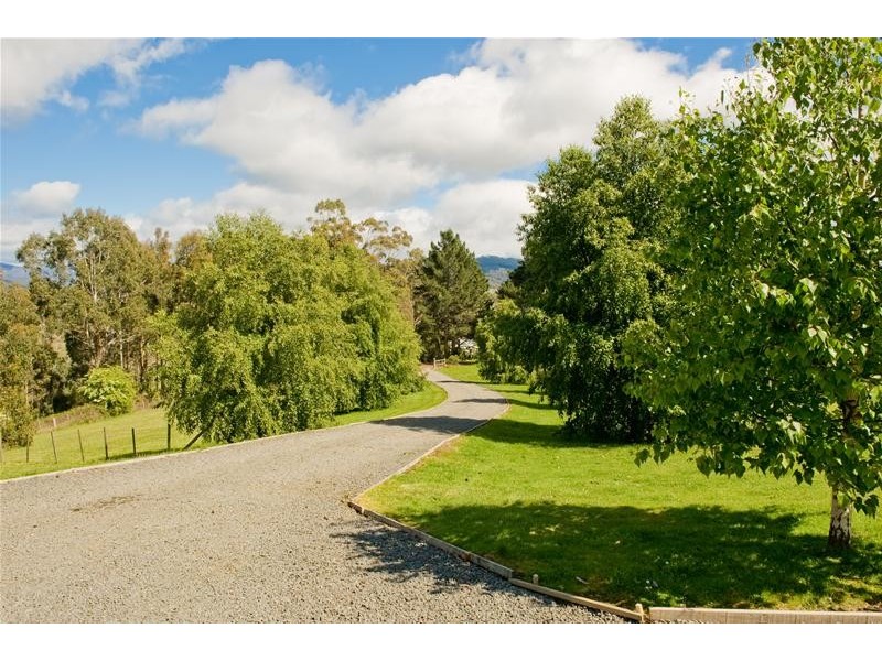 37 Dillons Hill Road, Glaziers Bay TAS 7109