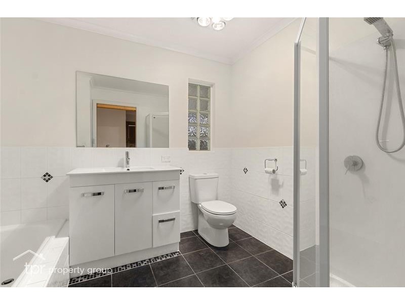 345 Brooker Highway, Lutana TAS 7009