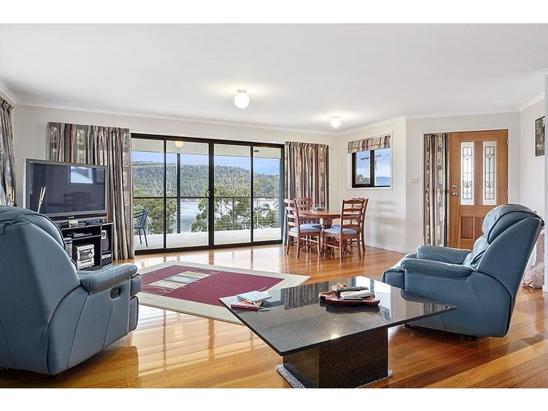 36 Chuter Street, Deep Bay TAS 7112