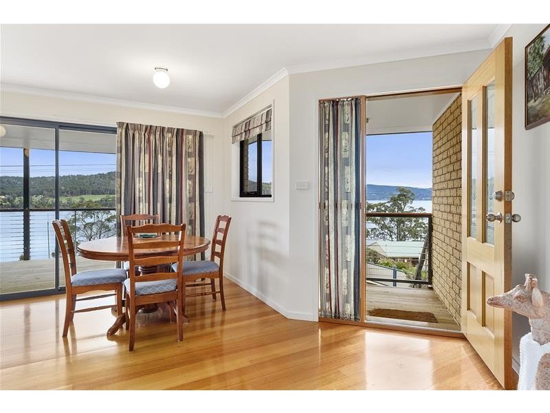 36 Chuter Street, Deep Bay TAS 7112