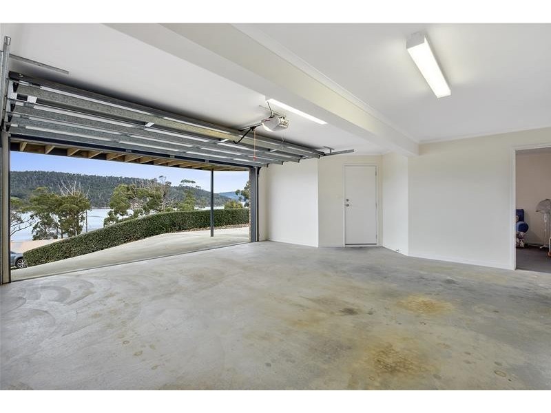 36 Chuter Street, Deep Bay TAS 7112