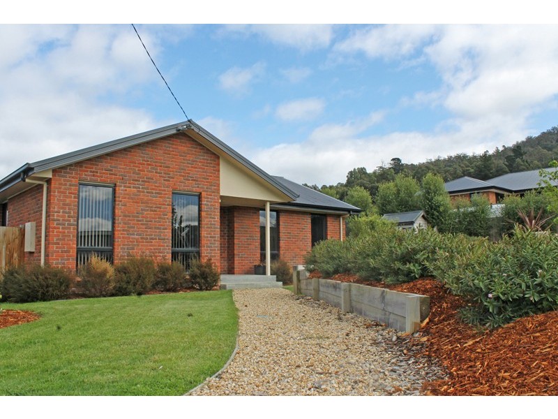 2 Cornelia Close, Ranelagh TAS 7109