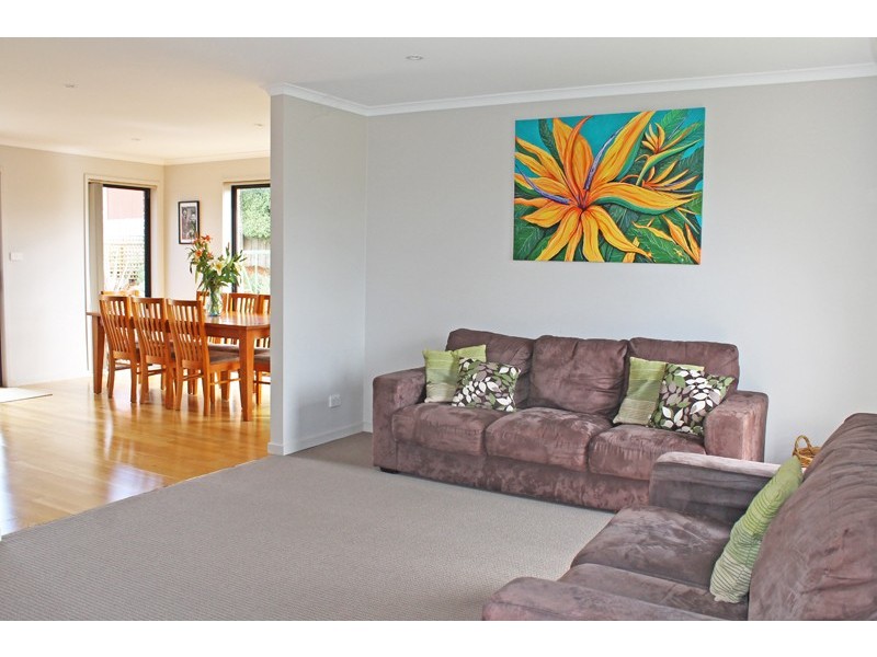 2 Cornelia Close, Ranelagh TAS 7109