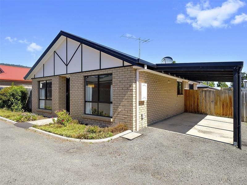 4/105 Main Street, Huonville TAS 7109