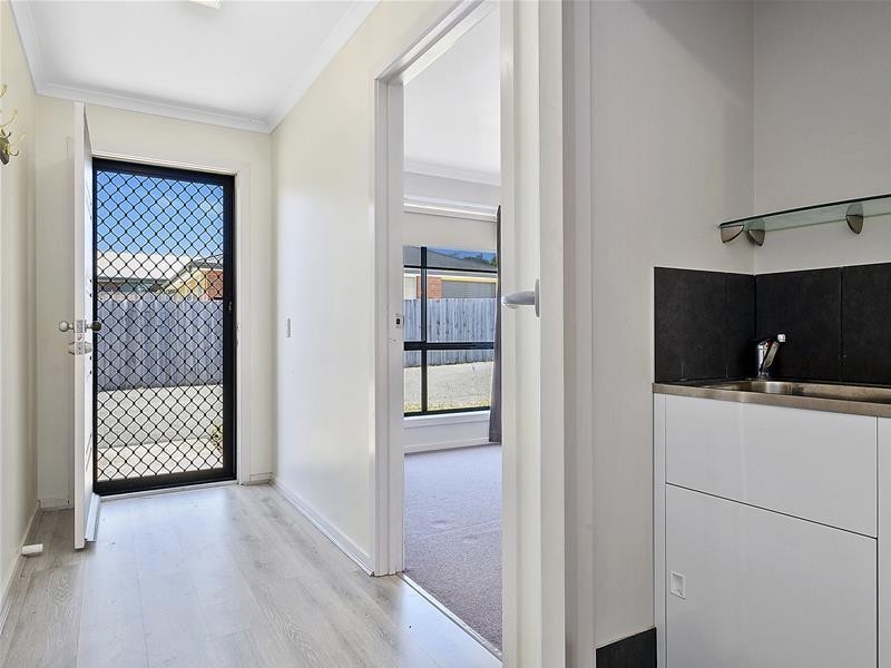 4/105 Main Street, Huonville TAS 7109