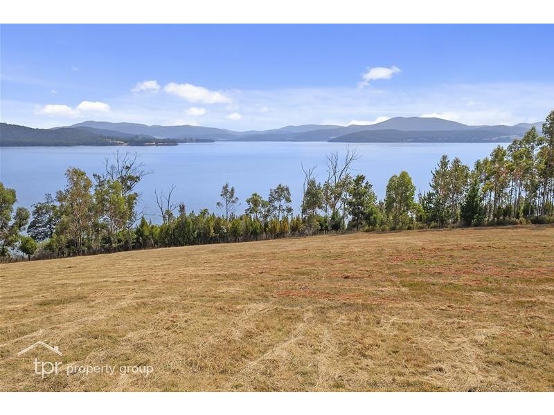 680 Esperance Coast Road, Police Point TAS 7116