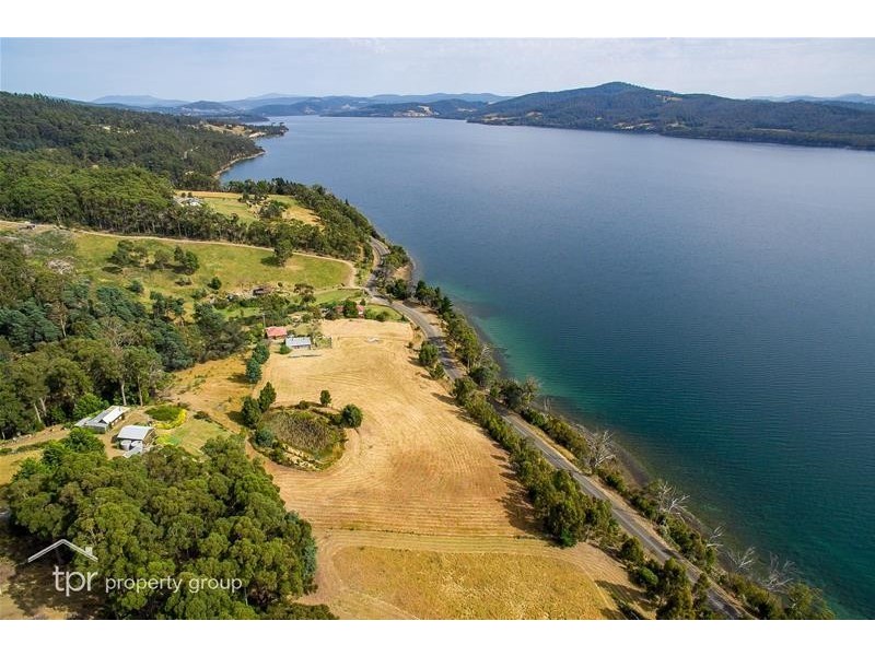 680 Esperance Coast Road, Police Point TAS 7116