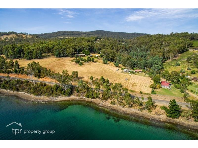 680 Esperance Coast Road, Police Point TAS 7116