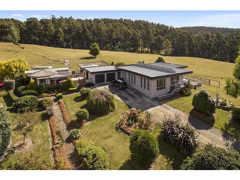 388 Scotts Road, Cairns Bay TAS 7116