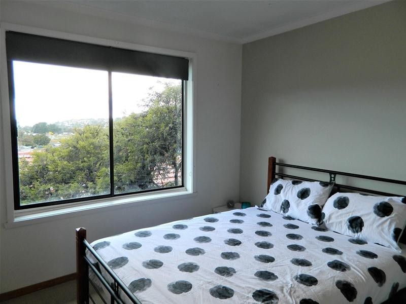 8 Wakeford Avenue, Kingston TAS 7050