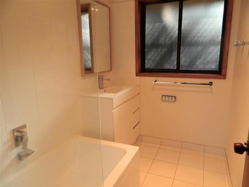 8 Wakeford Avenue, Kingston TAS 7050