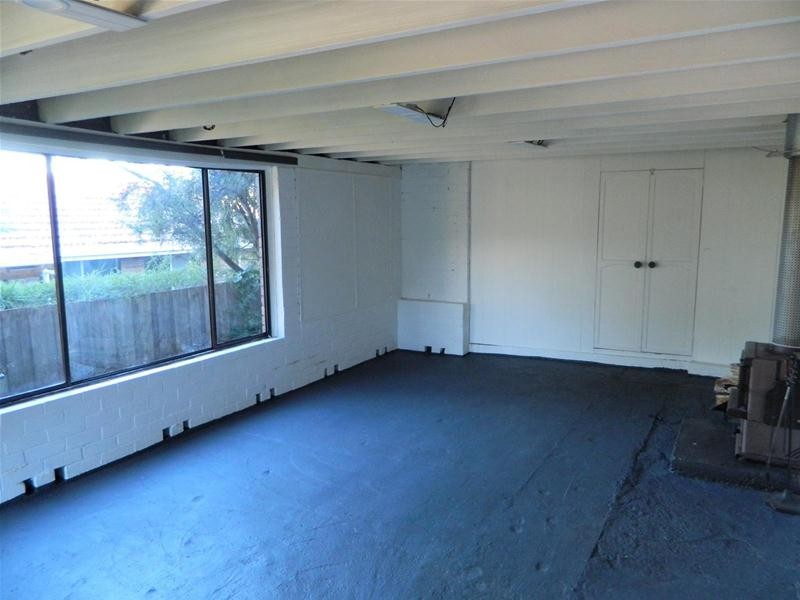 8 Wakeford Avenue, Kingston TAS 7050