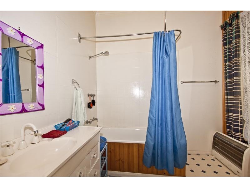 39 Police Point Road, Glendevie TAS 7109