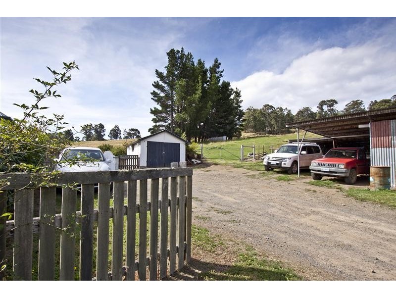 39 Police Point Road, Glendevie TAS 7109