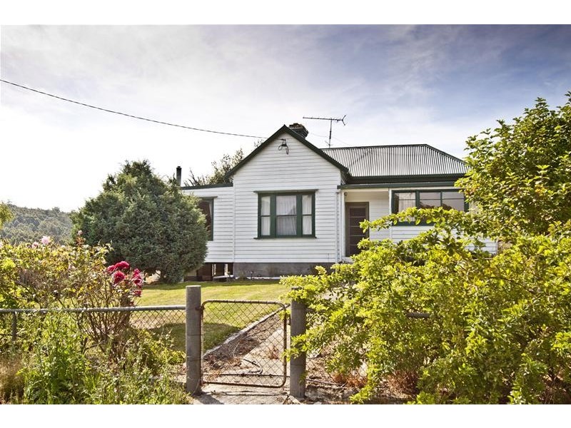 39 Police Point Road, Glendevie TAS 7109