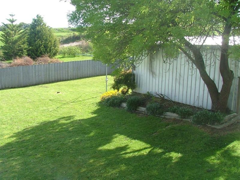 33 Knights Road, Huonville TAS 7109