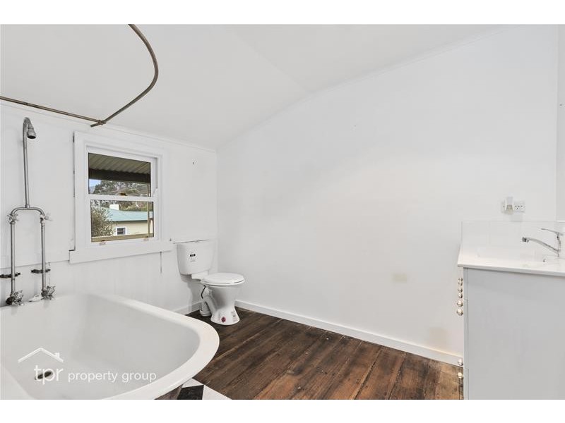 15 North Huon Road, Ranelagh TAS 7109