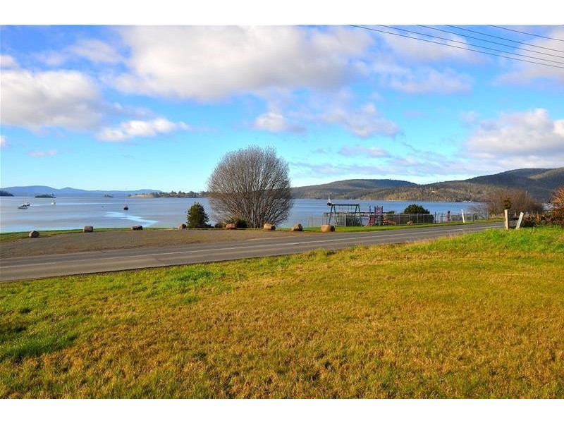 7032 Huon Highway, Dover TAS 7117