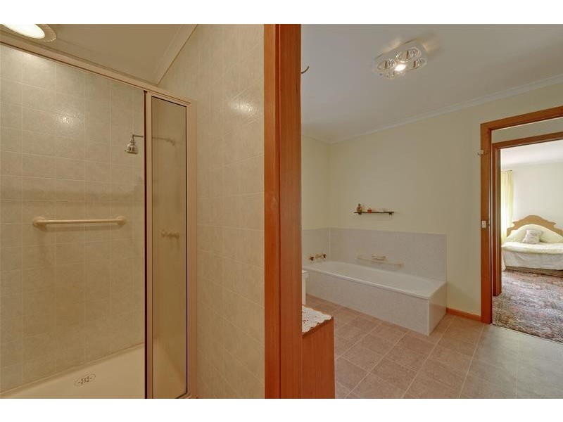 9 Lollara Road, Grove TAS 7109