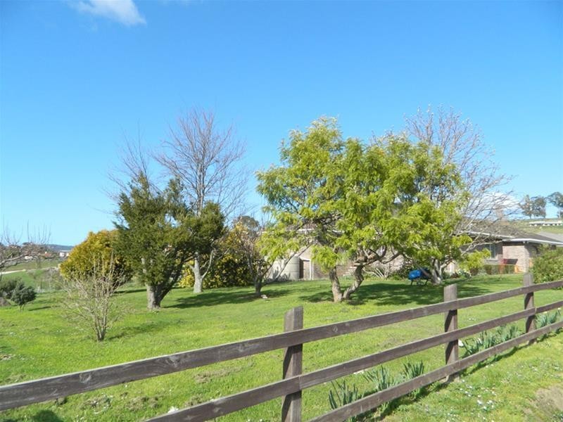 13 Jetty Road, Cygnet TAS 7112