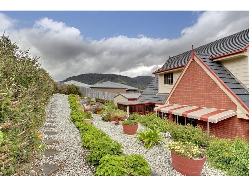 48 Clives Avenue, Old Beach TAS 7017