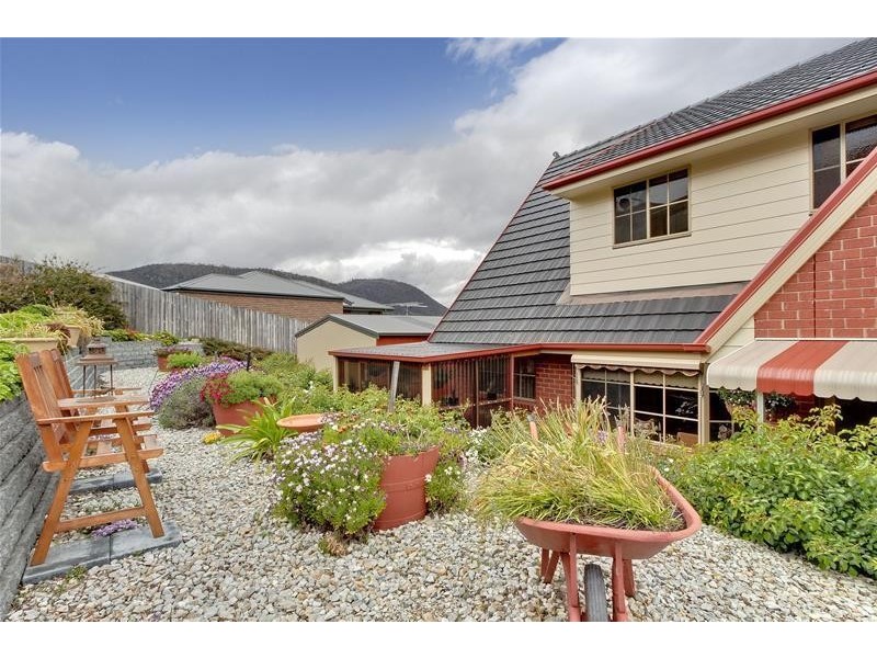 48 Clives Avenue, Old Beach TAS 7017