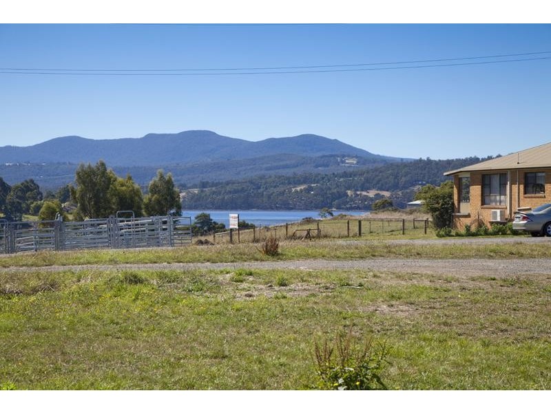 3 Meredith Street, Castle Forbes Bay TAS 7116