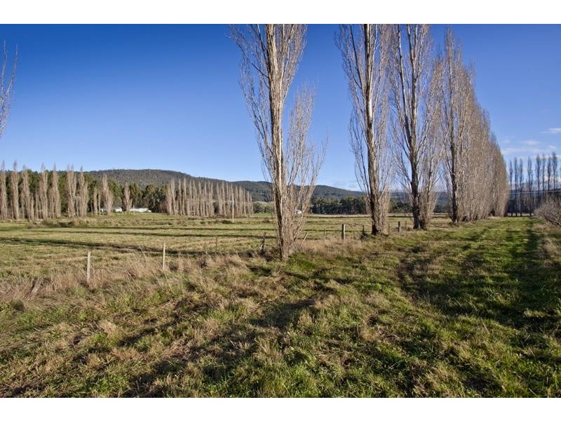 33 Smiths Road, Huonville TAS 7109