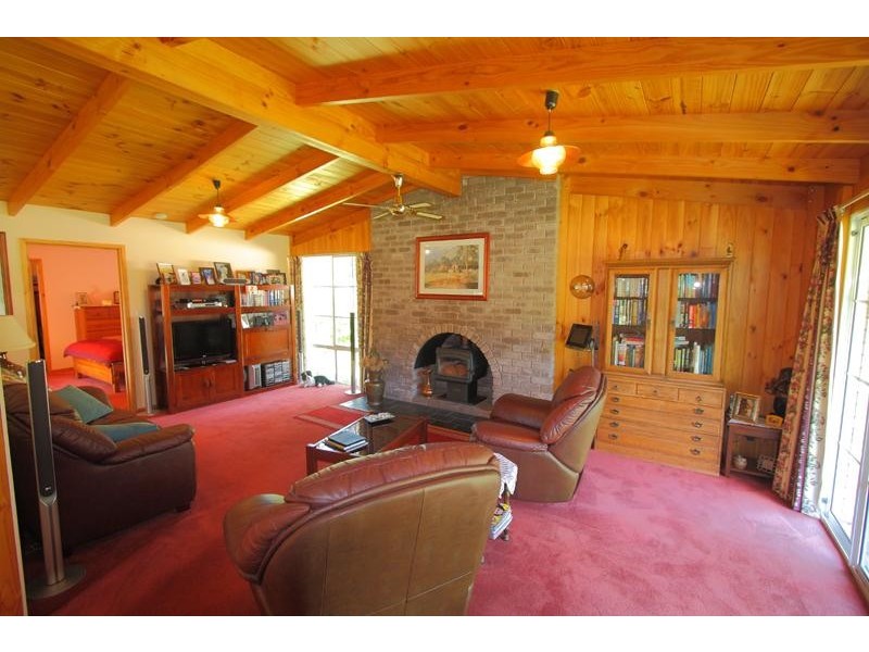 31 Hankins-Robertson Road, Geeveston TAS 7116