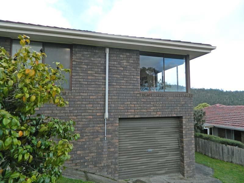 8 Wakeford Avenue, Kingston TAS 7050