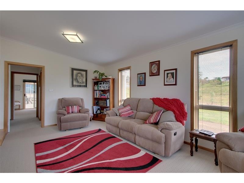 11 McKay Street, Dover TAS 7117