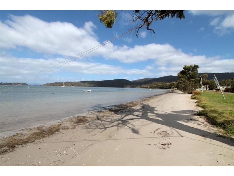 11 McKay Street, Dover TAS 7117