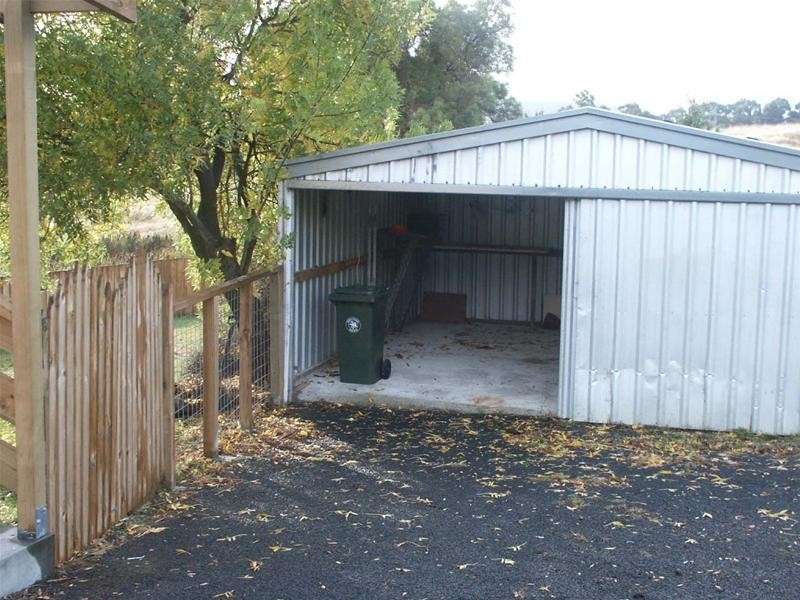 33 Knights Road, Huonville TAS 7109