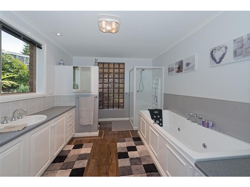 16 Mckay Street, Dover TAS 7117