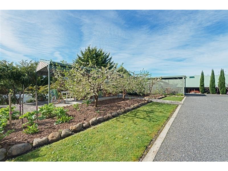 16 Mckay Street, Dover TAS 7117